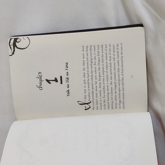 Return to the Isle of the lost Descendants novel book De la Cruz Disney - Picture 5 of 7